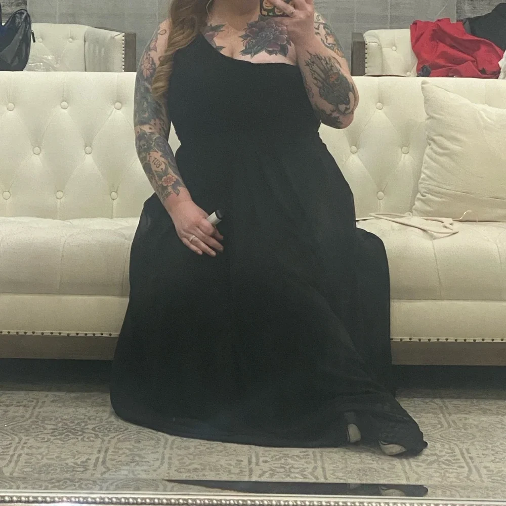 Bridesmaid Dress/Event Dress - Picture 4 of 10